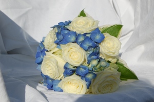 Hydrangea and rose bouquet